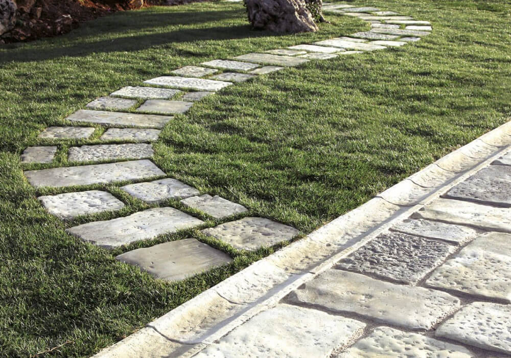 giardino pavimento posato su prato pietra primiceri