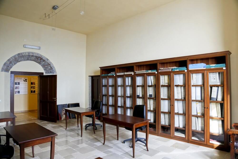 primiceri manufatti biblioteca taorima 16