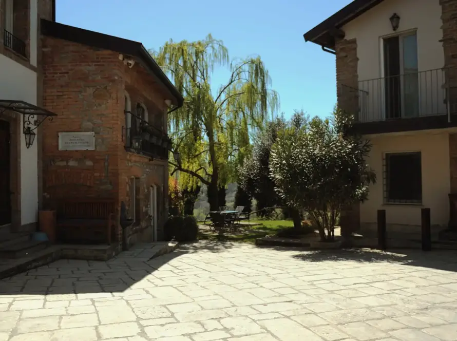 recupero borgo pavimento pietra primiceri